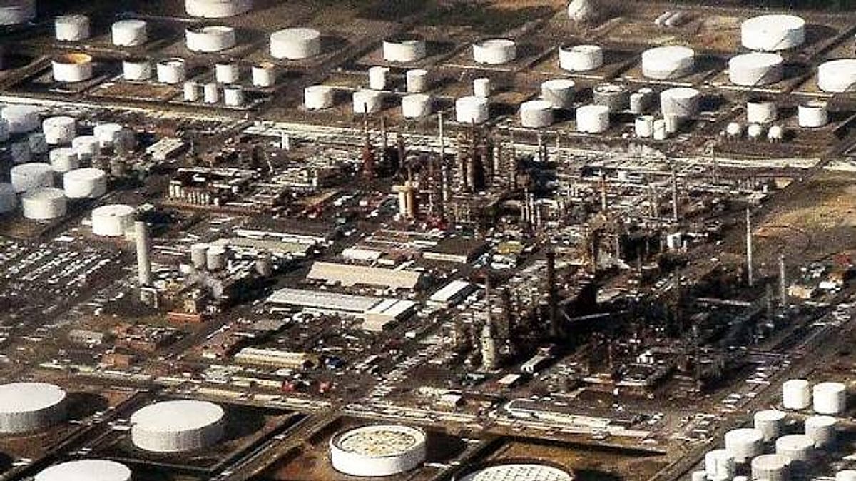 Shell Clyde Refinery